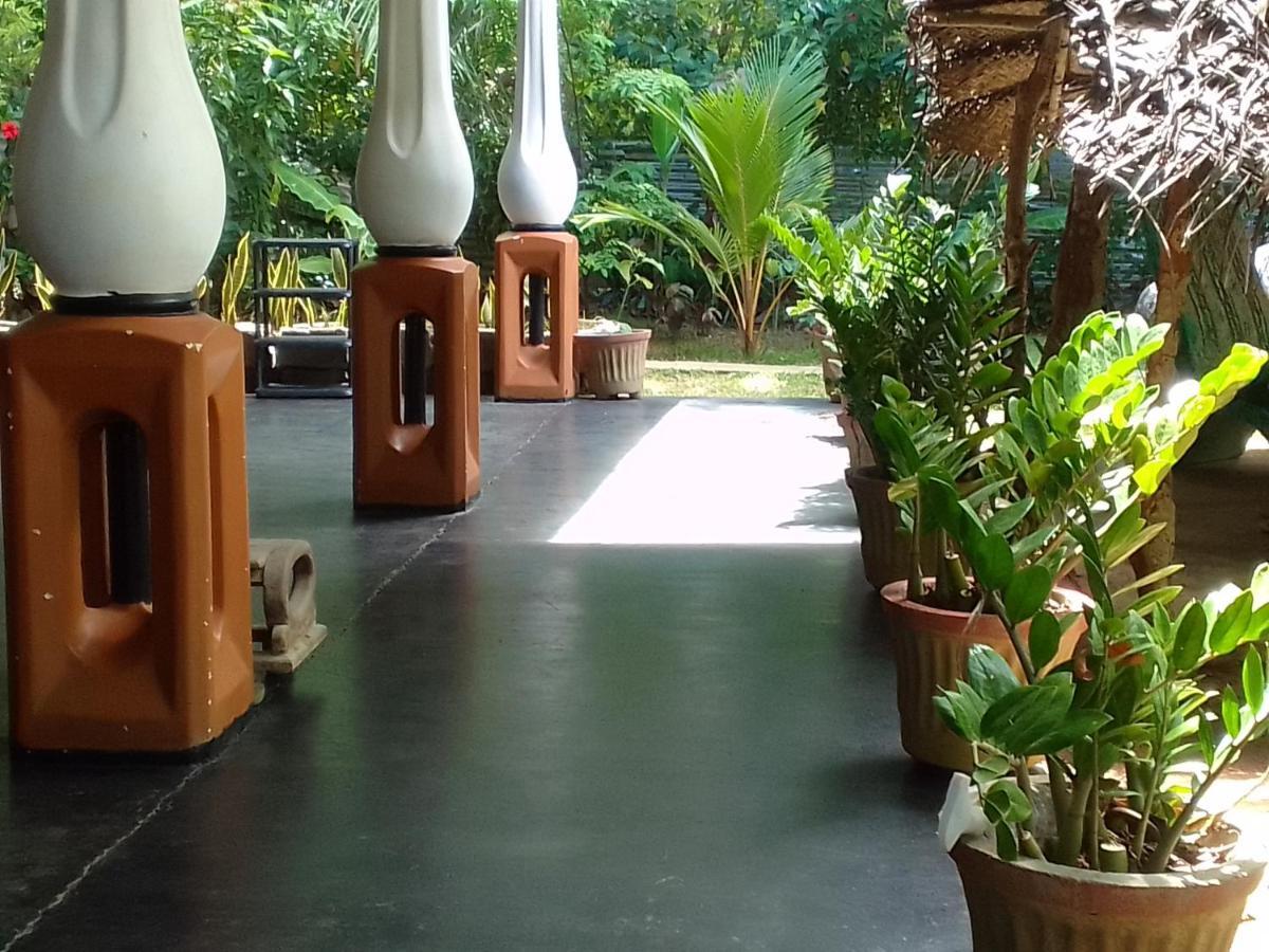 Lahiru Home Stay Sigiriya Exterior foto