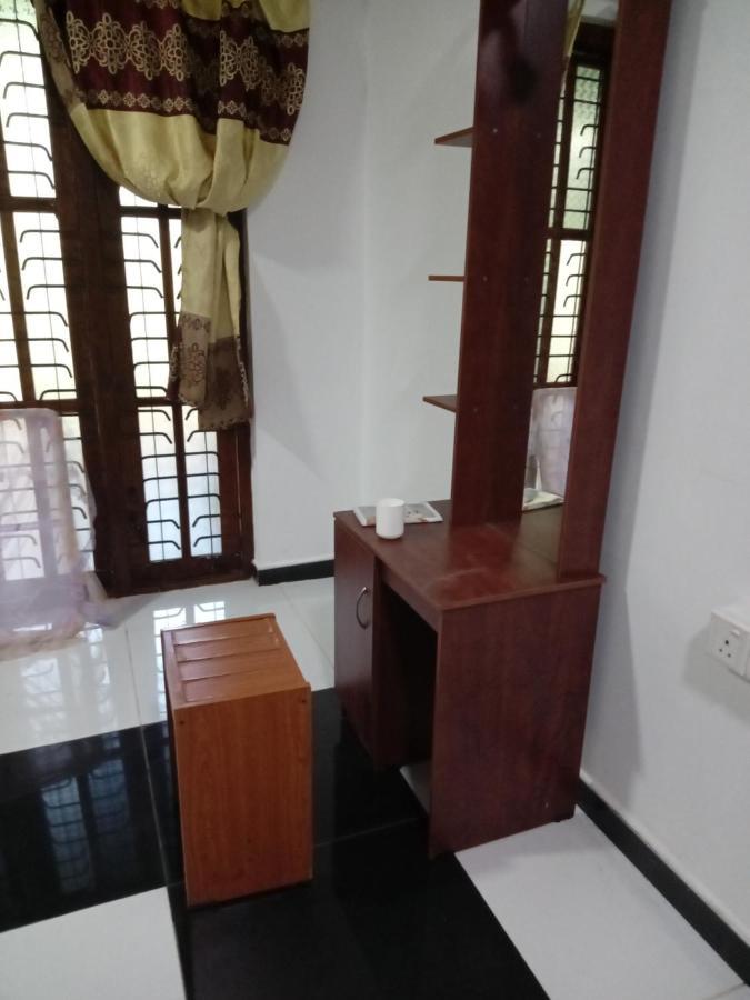 Lahiru Home Stay Sigiriya Exterior foto
