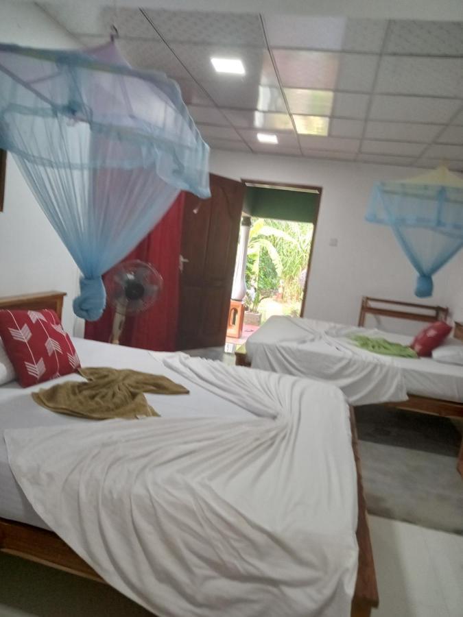 Lahiru Home Stay Sigiriya Exterior foto