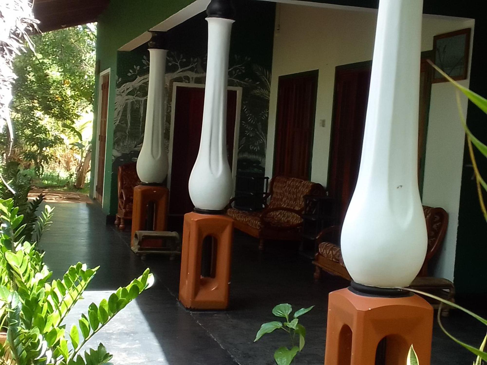 Lahiru Home Stay Sigiriya Exterior foto